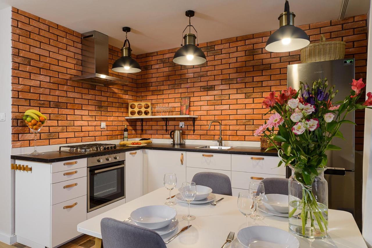 P&O Apartments Hawajska وارسو المظهر الخارجي الصورة