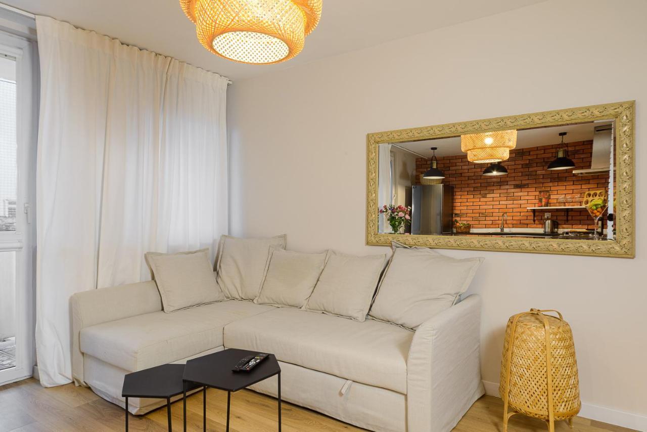 P&O Apartments Hawajska وارسو المظهر الخارجي الصورة